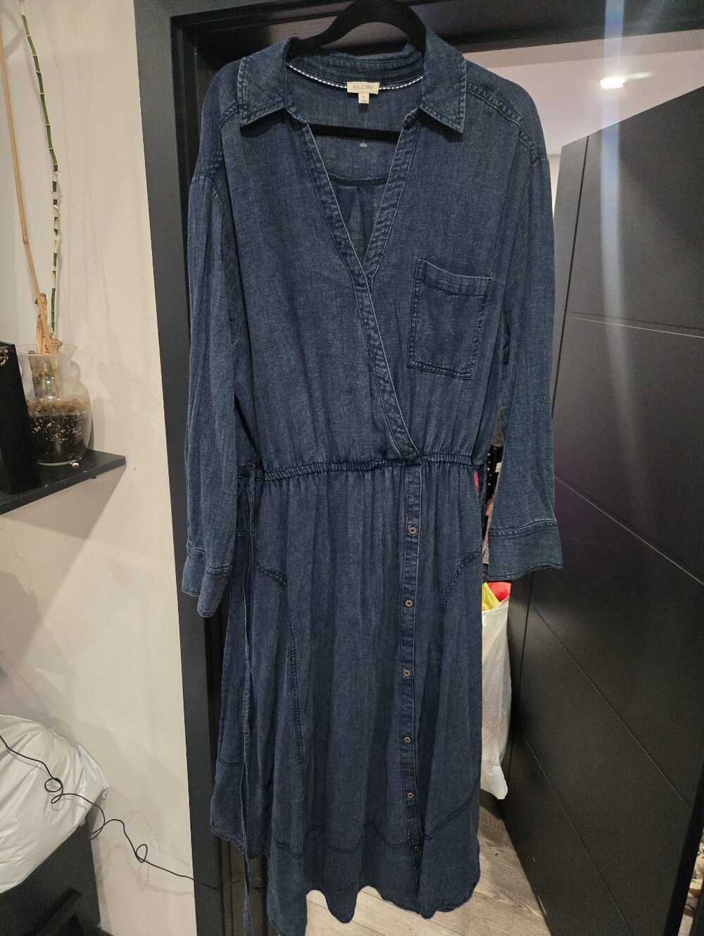 Women's Navy Wrap Denim Dress with Tie Waist XL Nwot Anthropologie Pockets - Picture 3 of 5